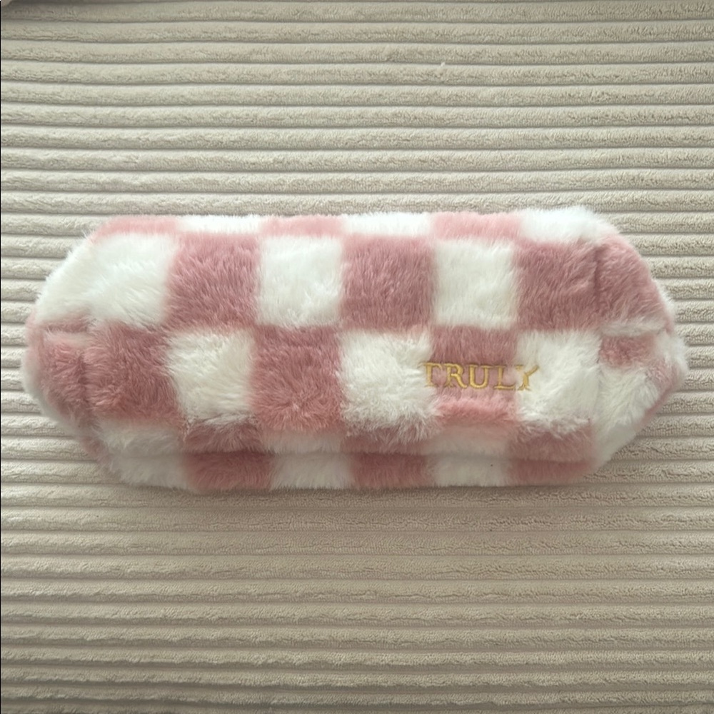 New Truly makeup bag